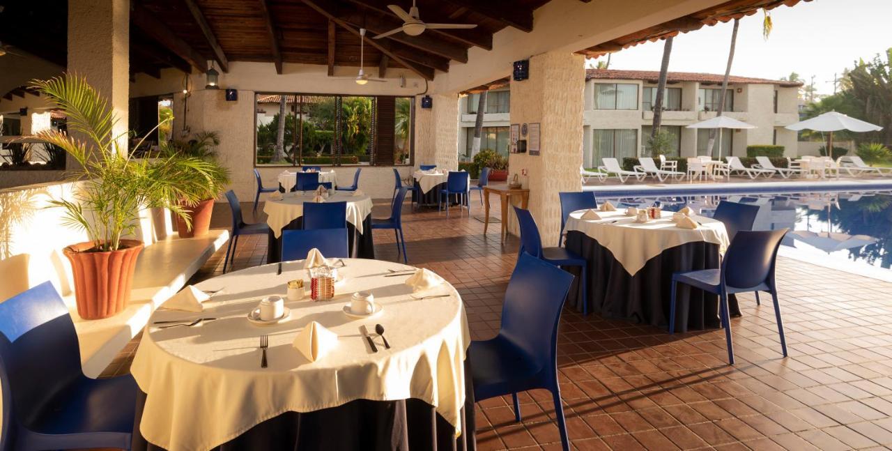 Cabo Blanco Hotel And Marina Барра-де-Навидад Экстерьер фото