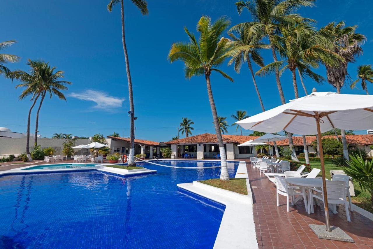 Cabo Blanco Hotel And Marina Барра-де-Навидад Экстерьер фото