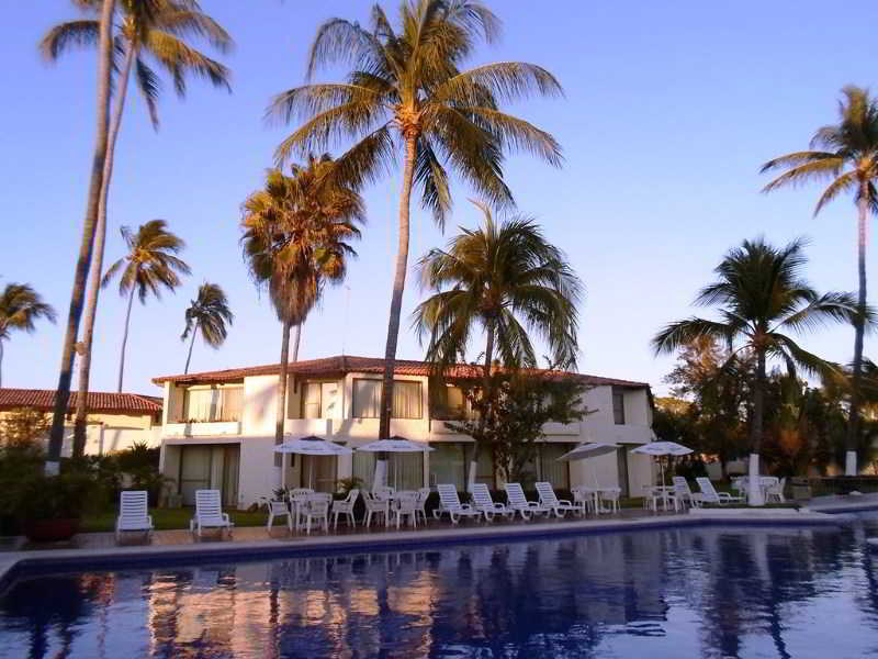 Cabo Blanco Hotel And Marina Барра-де-Навидад Экстерьер фото